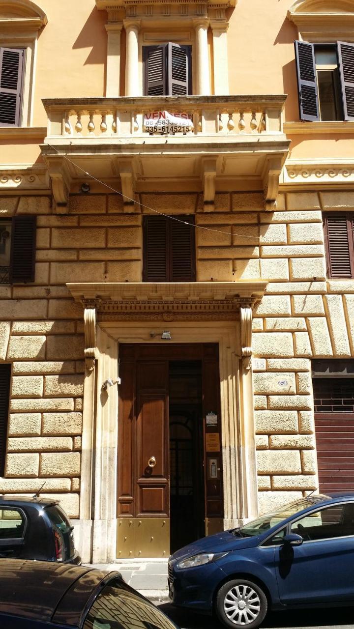 Hotel Ercoli House ローマ エクステリア 写真